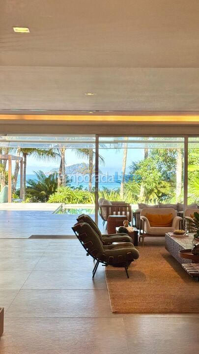 Casa para aluguel de temporada em São Sebastião (Praia da Baleia)