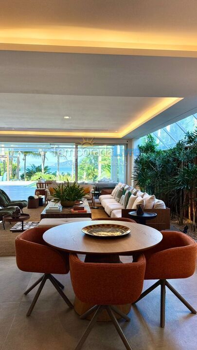 Casa para aluguel de temporada em São Sebastião (Praia da Baleia)