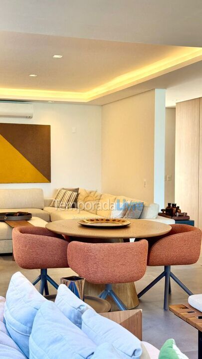 Casa para aluguel de temporada em São Sebastião (Praia da Baleia)