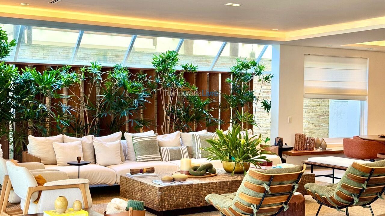 Casa para aluguel de temporada em São Sebastião (Praia da Baleia)