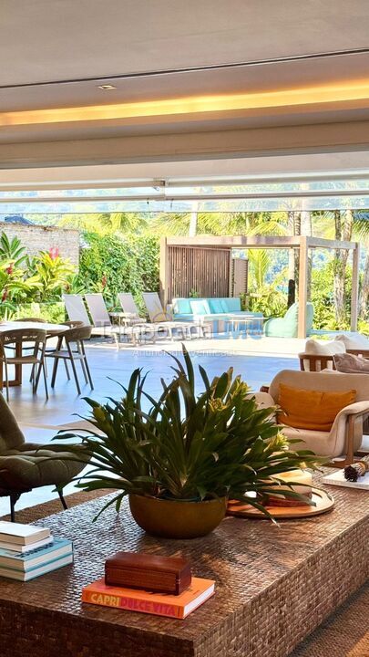 Casa para aluguel de temporada em São Sebastião (Praia da Baleia)