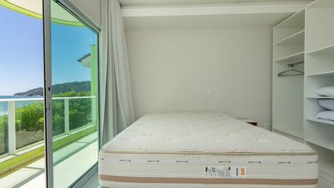 Triplex junto al mar Playa Canto Grande (mar exterior)