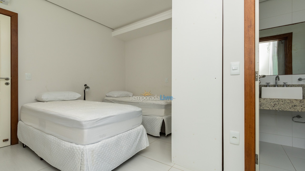 Casa para alquiler de vacaciones em Bombinhas (Canto Grande)