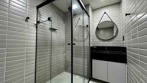 Apartamento moderno en edificio frente al mar en João Pessoa.