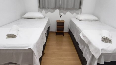 Apto de 2 quartos p/ famílias em Cabedelo