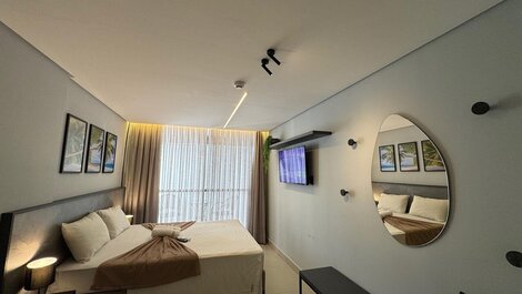 Flat com Varanda Térrea Alta Garden- Miramar