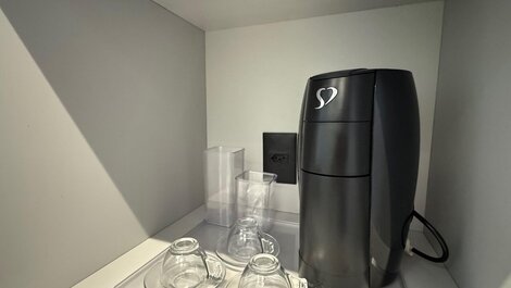 Flat com Varanda Térrea Alta Garden- Miramar