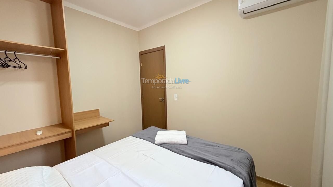 Apartamento para aluguel de temporada em Cabedelo (Ponta de Campina)