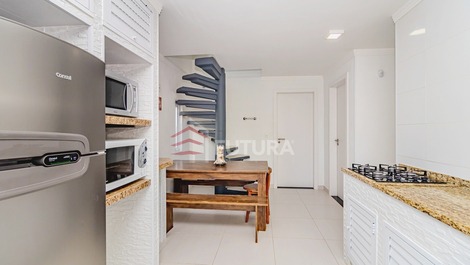 SEASONAL RENTAL DUPLEX APARTMENT-MARISCAL BEACH-BOMBINHAS-SC LA116F
