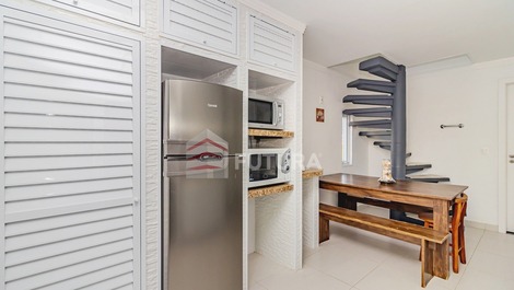 SEASONAL RENTAL DUPLEX APARTMENT-MARISCAL BEACH-BOMBINHAS-SC LA116F