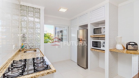 SEASONAL RENTAL DUPLEX APARTMENT-MARISCAL BEACH-BOMBINHAS-SC LA116F