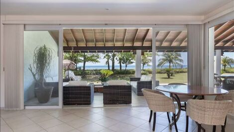 CASA DE ALTO ESTÁNDAR EN LA ARENA