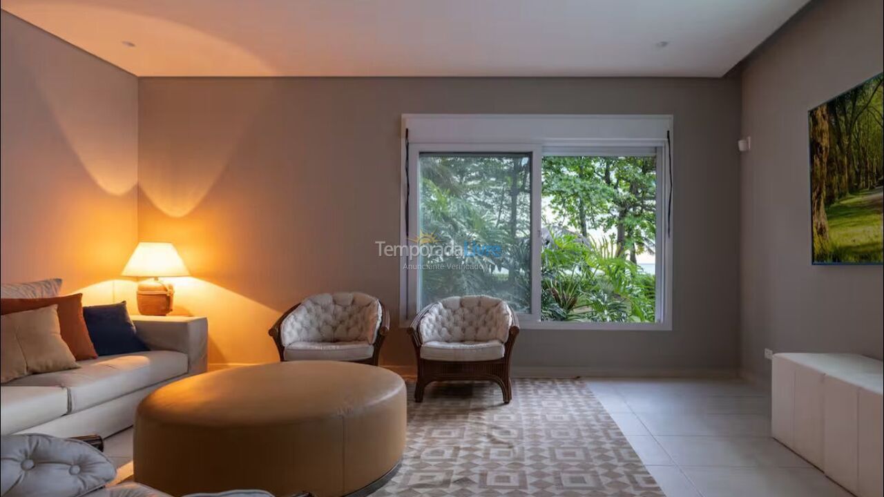 Casa para alquiler de vacaciones em São Sebastião (Praia de Guaecá)