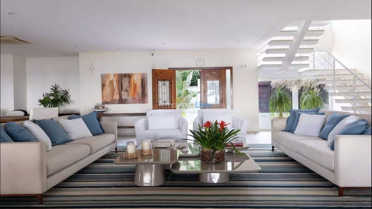 Casa para alquiler de vacaciones em São Sebastião (Praia de Guaecá)