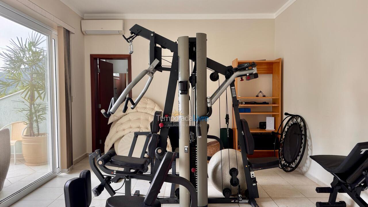 Casa para alquiler de vacaciones em São Sebastião (Praia de Guaecá)