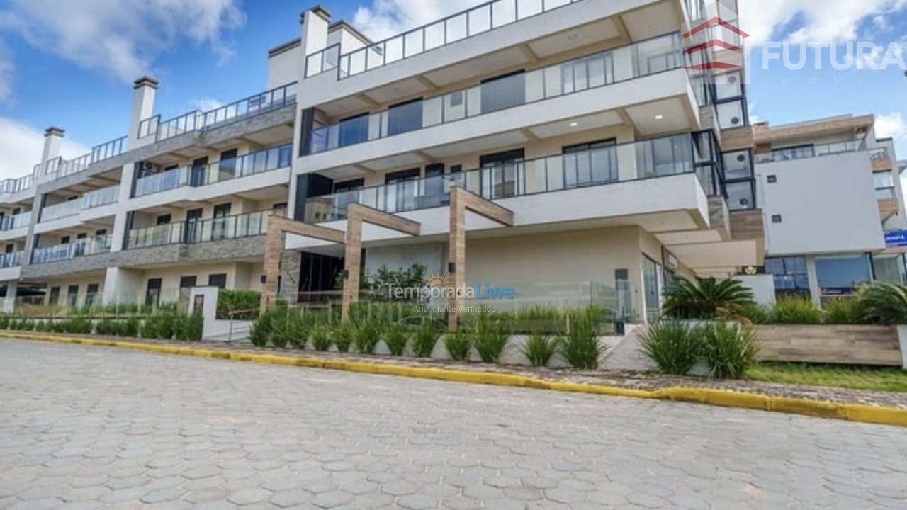 Apartamento para aluguel de temporada em Bombinhas (Canto Grande)