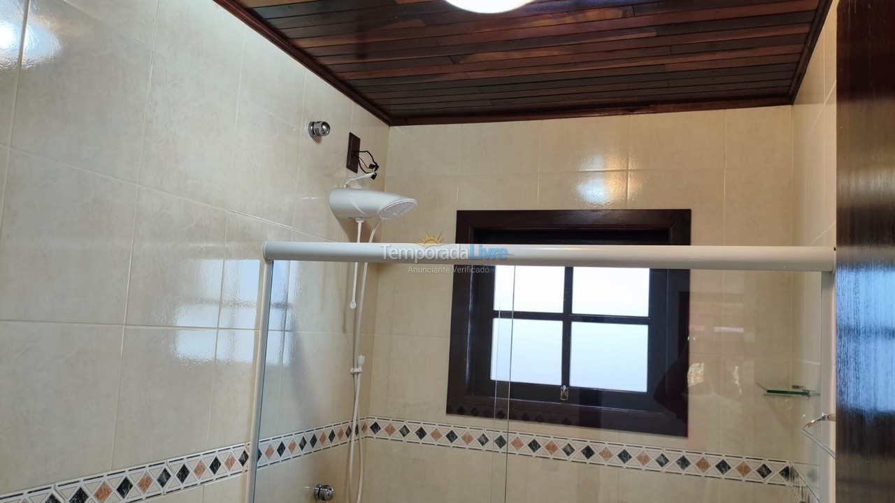 Casa para aluguel de temporada em Bertioga (Condominio Morada da Praia)