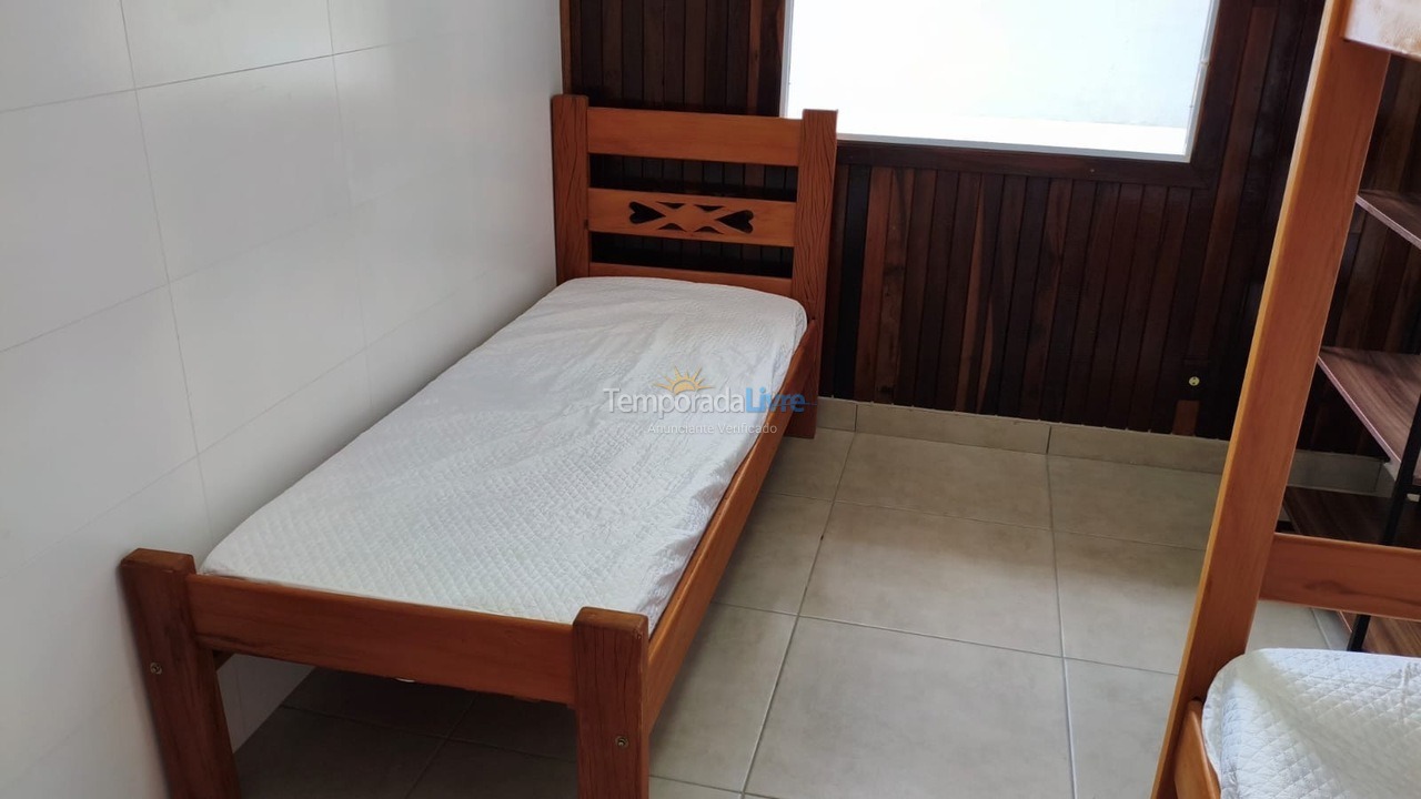 Casa para aluguel de temporada em Bertioga (Condominio Morada da Praia)