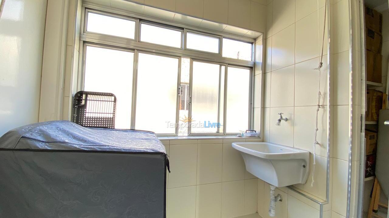 Apartamento para aluguel de temporada em Guarujá (Enseada)