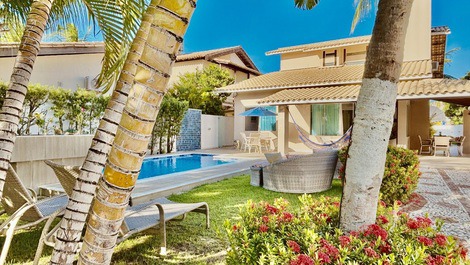 Casa en alquiler a 70 metros de la playa en Guarajuba