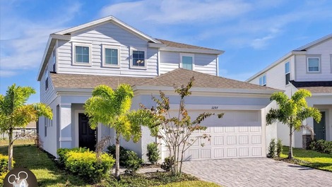 House in Kissimmee with 5 suites