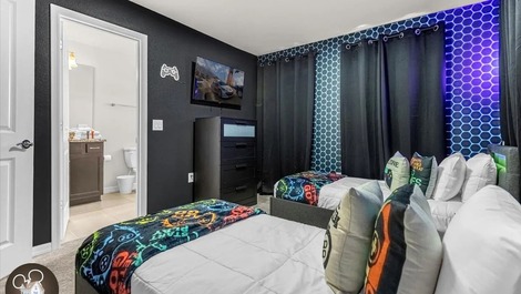 House in Kissimmee with 5 suites