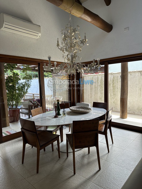 Casa para alquiler de vacaciones em São Sebastião (Toque Toque Grande)