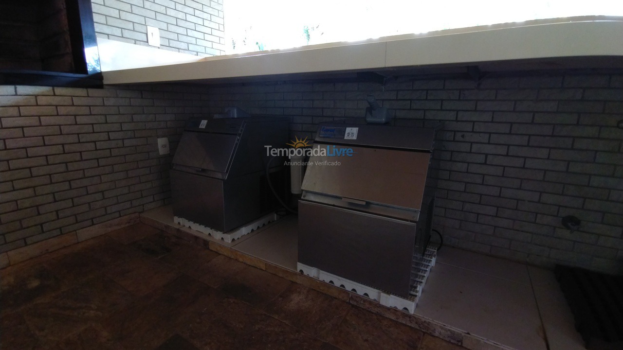 Apartamento para aluguel de temporada em Bertioga (Riviera de São Lourenço)