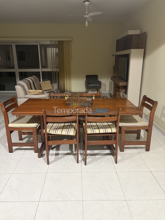 Apartamento para alquiler de vacaciones em Guarujá (Pitangueiras)