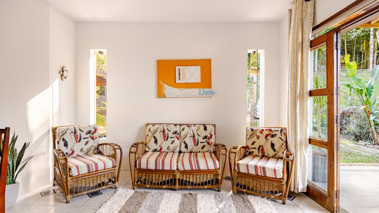 Casa para alquiler de vacaciones em Ubatuba (Praia da Fortaleza)