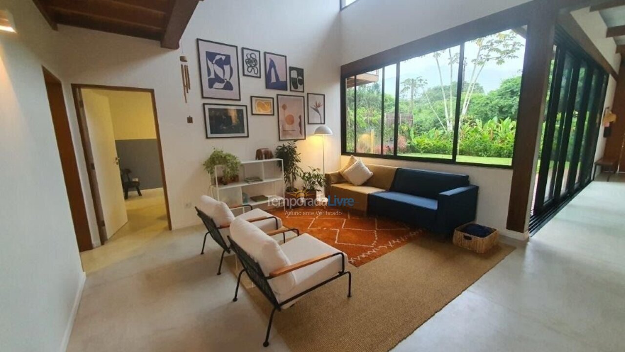 Casa para aluguel de temporada em Ubatuba (Itamambuca)