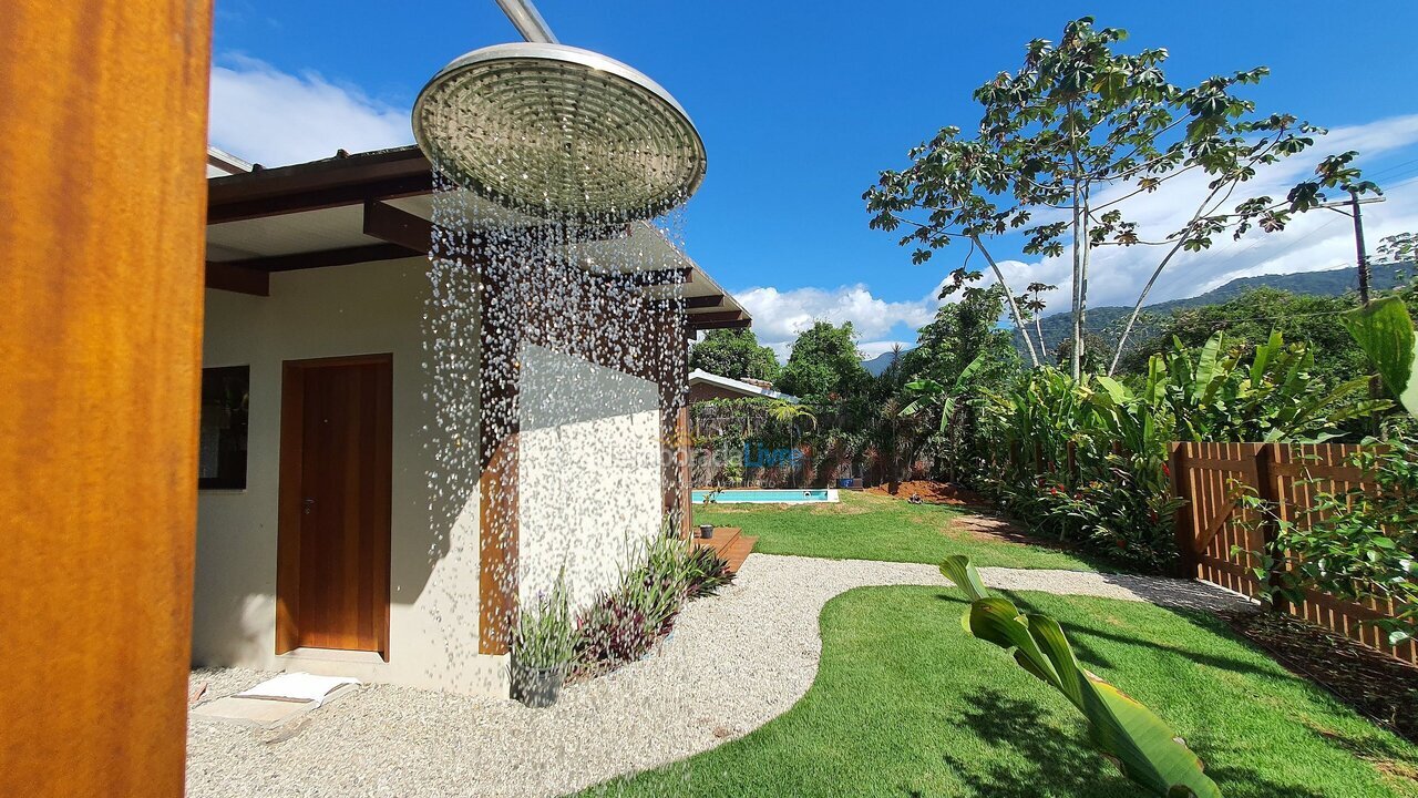 Casa para aluguel de temporada em Ubatuba (Itamambuca)