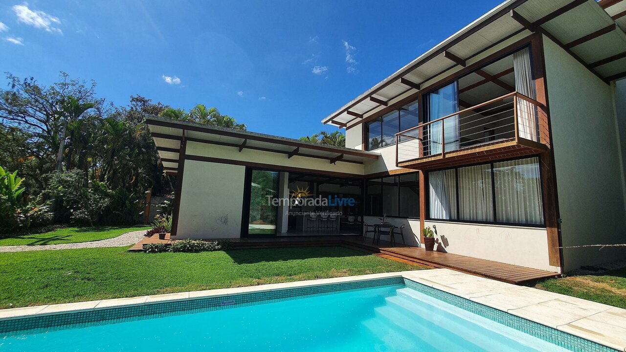 Casa para aluguel de temporada em Ubatuba (Itamambuca)