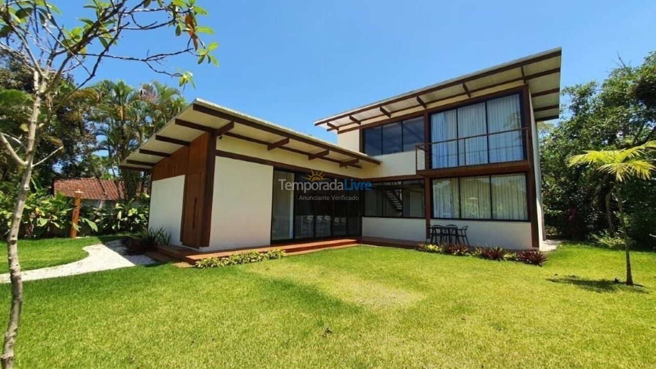 Casa para aluguel de temporada em Ubatuba (Itamambuca)