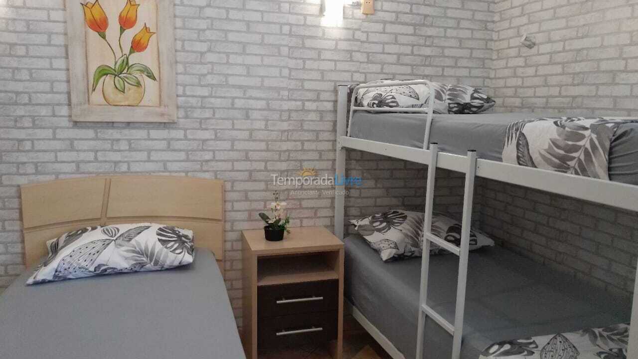 House for vacation rental in águas de Lindóia (Jd Lazari)