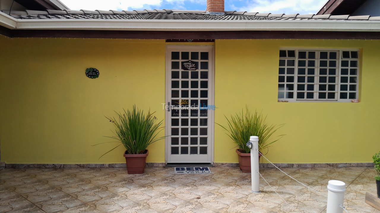 House for vacation rental in águas de Lindóia (Jd Lazari)