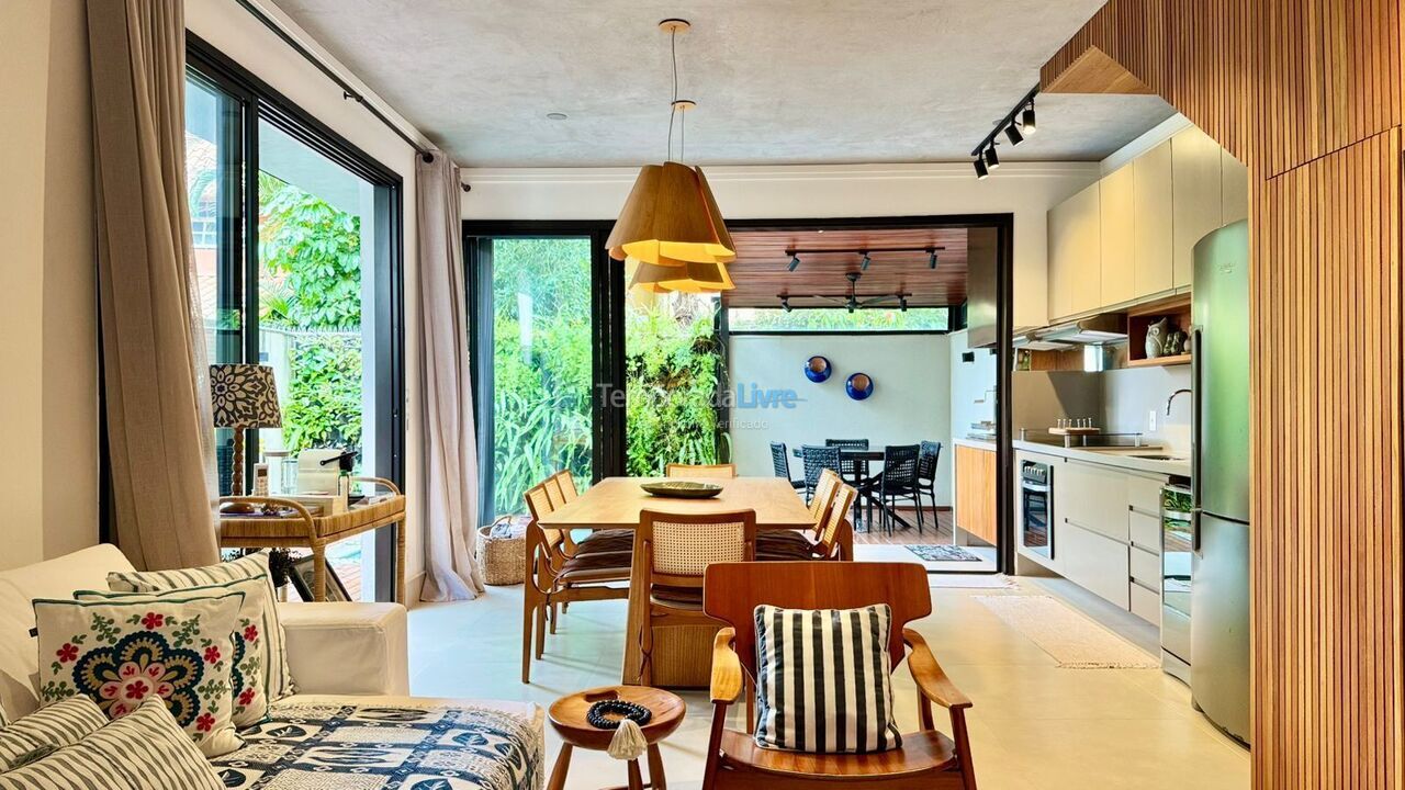 Casa para alquiler de vacaciones em São Sebastião (Camburi)