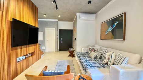 Acogedora casa en la playa de Camburi