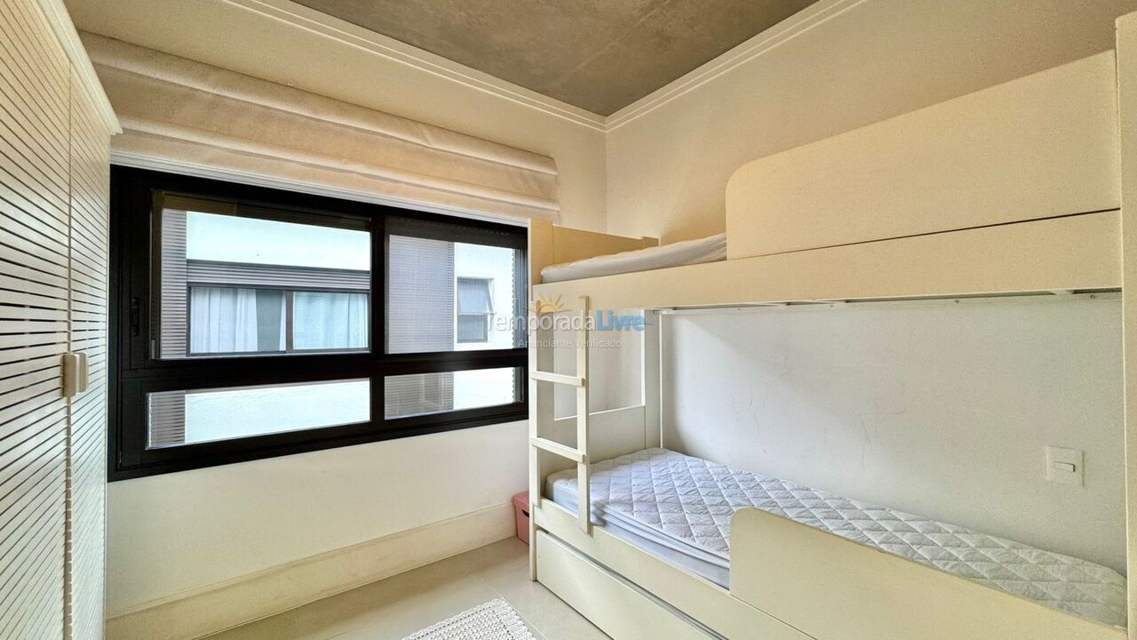 Casa para alquiler de vacaciones em São Sebastião (Camburi)