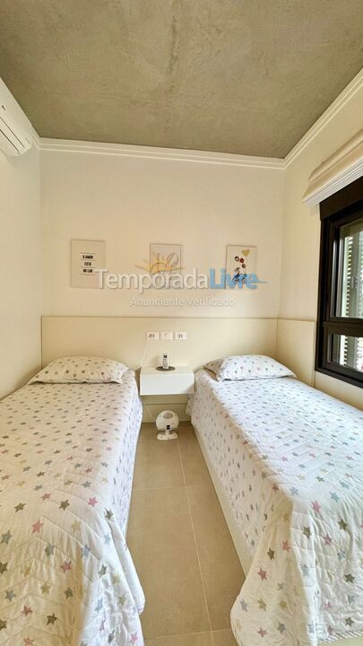 Casa para alquiler de vacaciones em São Sebastião (Camburi)