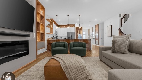 Vacation home in Orlando for 26 people.