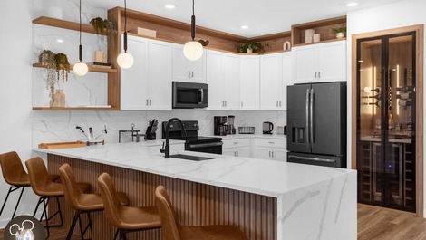 Vacation home in Orlando for 26 people.