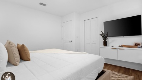 Vacation home in Orlando for 26 people.