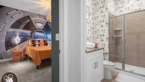 4-bedroom house in Storey Lake