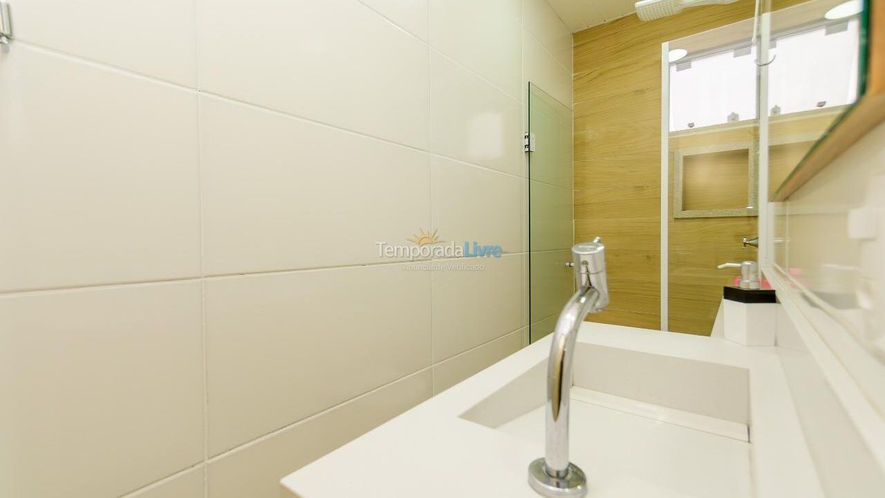 Casa para aluguel de temporada em Florianopolis (Canasvieiras)