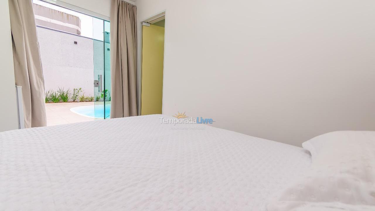 Casa para aluguel de temporada em Florianopolis (Canasvieiras)