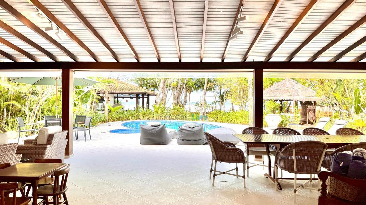 Casa para alquiler de vacaciones em São Sebastião (Praia da Baleia)