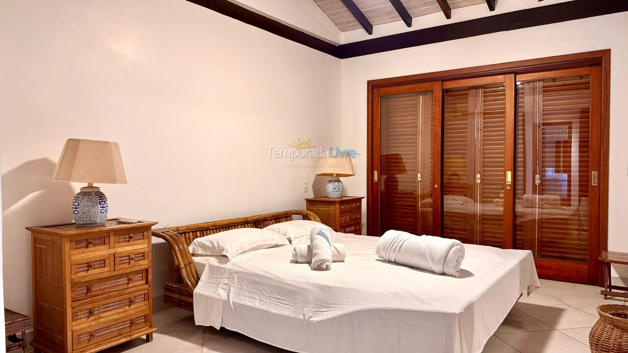 Casa para alquiler de vacaciones em São Sebastião (Praia da Baleia)