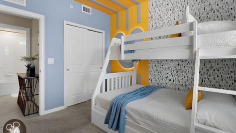 2-bedroom apartment near Disney