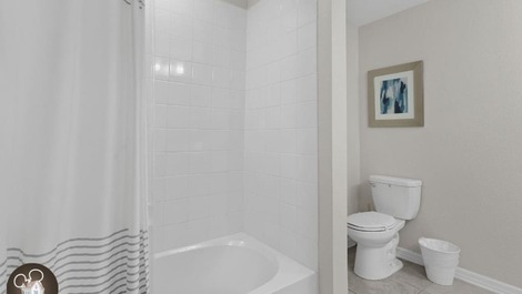 2-bedroom apartment near Disney